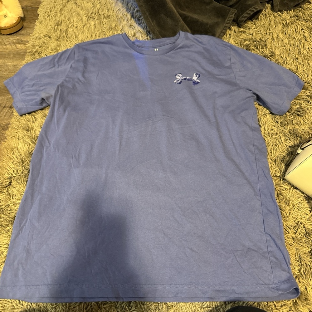 Under Armour Men's Short Sleeve Shirt in Light Blue